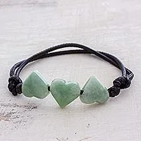 Jade-Anhänger-Armband, 'Maya Love in Light Green' - Jade-Herz-Anhänger-Armband in Hellgrün aus Guatemala