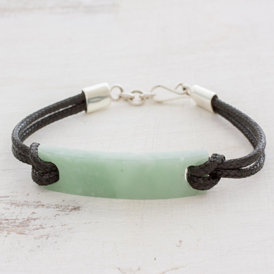 Jade pendant bracelet, 'Monolith in Light Green' - Simple Jade Pendant Bracelet in Light Green from Guatemala