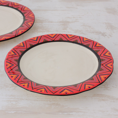 Platos llanos de cerámica, 'Tazumal' (par) - Platos llanos de cerámica hechos a mano con diseño maya