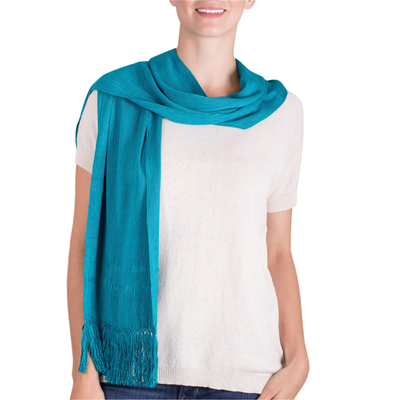 Rayon-Schal - Kunsthandwerklich gefertigter blauer Rayon-Schal aus Guatemala