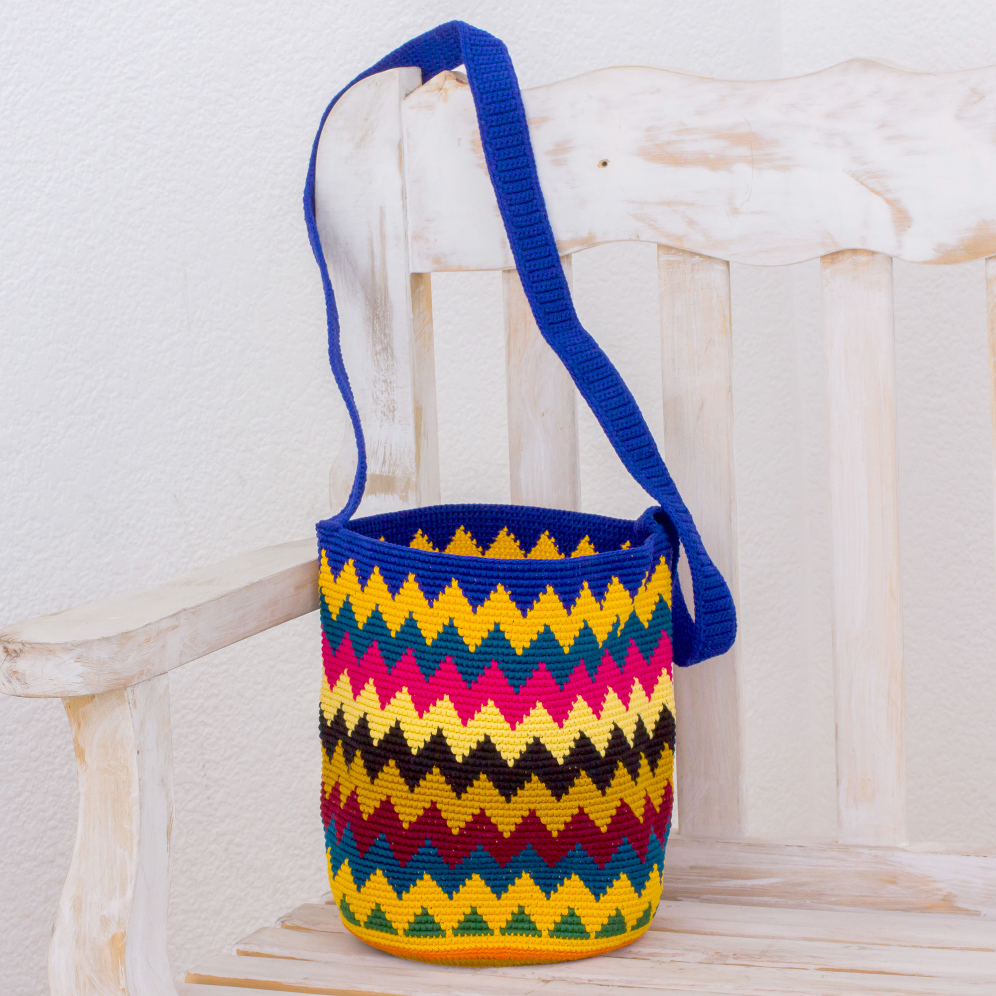 bucket crochet bag