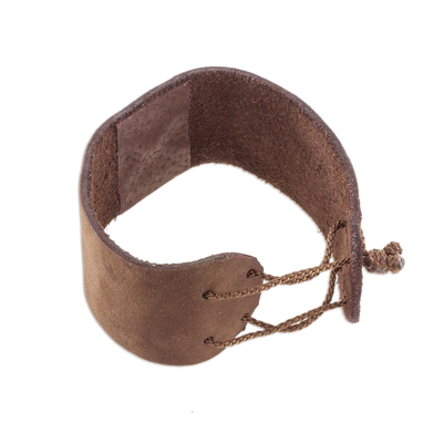 Pulsera de pulsera de cuero - Pulsera de cuero marrón con colgante de cáscara de coco.
