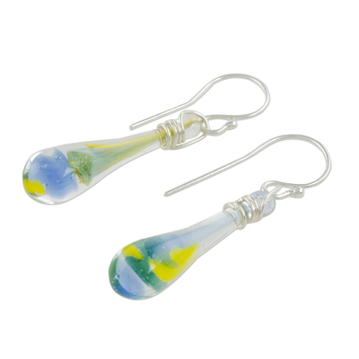 Pendientes colgantes de vidrio, 'Pétalos burbujeantes' - Pendientes colgantes de vidrio coloridos de Costa Rica