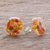 Ohrringe mit natürlichen Blumenknöpfen - Orange und gelbe Blume in klaren Harz-Knopfohrringen