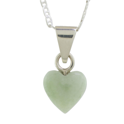 Halskette mit Jade-Anhänger - Apfelgrüne Jade-Herz-Halskette aus Guatemala