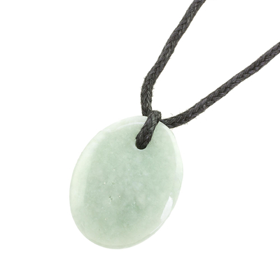 Collar colgante de jade, 'Ancient Splendor' - Collar colgante de jade verde con cordón de algodón