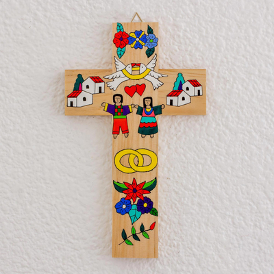 Holzwandkreuz, 'Sacred Union - Heiratsthematisches Kiefernwandkreuz aus El Salvador