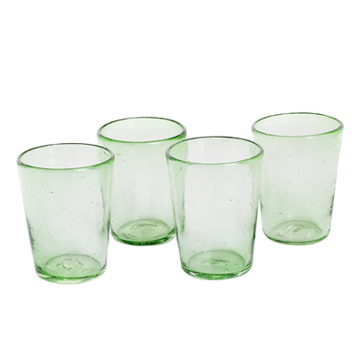 Saftgläser aus Glas, (4er-Set) - Handgeblasene Saftgläser aus recyceltem Glas in Hellgrün (4er-Set)