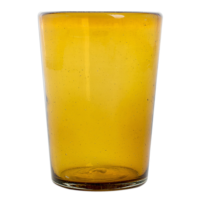 Vasos de zumo de vidrio reciclado, 'Icy Amber' (juego de 4) - Vasos de zumo ámbar de vidrio reciclado soplado a mano (juego de 4)