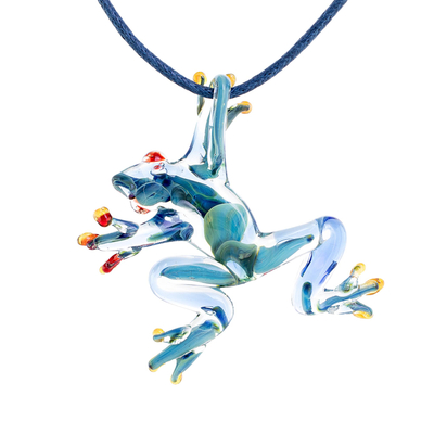 Mundgeblasenes Glas Anhänger Halskette, "Red-Eyed Frog" - Halskette mit mundgeblasenem blauen Glasanhänger in Froschform mit roten Akzenten