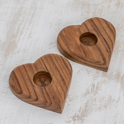 Teelichthalter aus Holz, (Paar) - Herzförmige Teelichthalter aus Holz aus Guatemala (Paar)