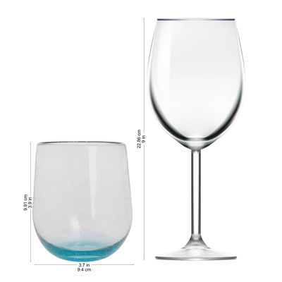 Weingläser ohne Stiel aus recyceltem Glas (4er-Set) - Set aus vier Weingläsern aus recyceltem Glas ohne Stiel in Blau