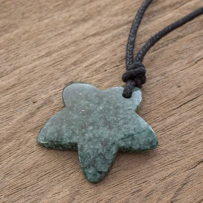 Jade pendant necklace, Natural Star in Green