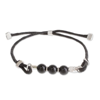 Black Jade Beaded Pendant Bracelet from Guatemala