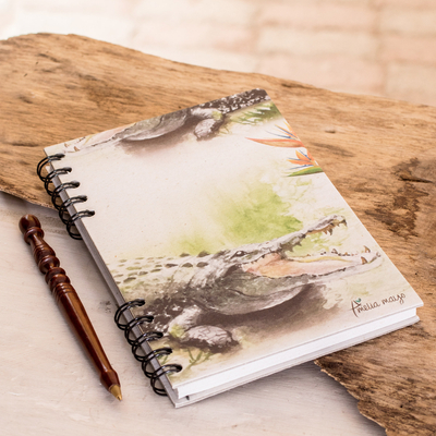 Tagebuch aus Zuckerrohrpapier – Signiertes Papierjournal mit Krokodilmotiv aus Costa Rica