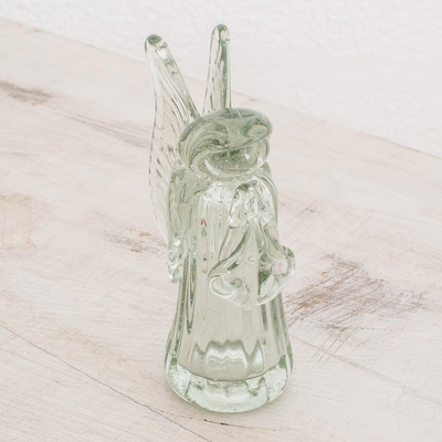 Figura de vidrio reciclado - Figura de ángel de vidrio reciclado soplado a mano de Guatemala