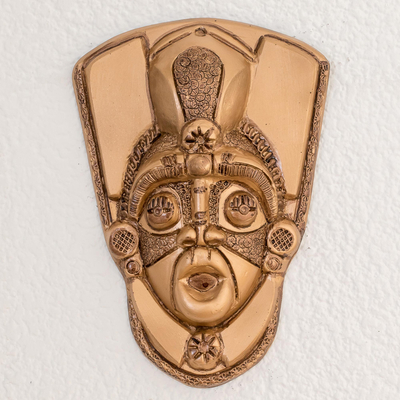 Harzmaske, „Taínos in Gold“ – handgefertigte dekorative Wandmaske aus goldfarbenem Harz und Fiberglas