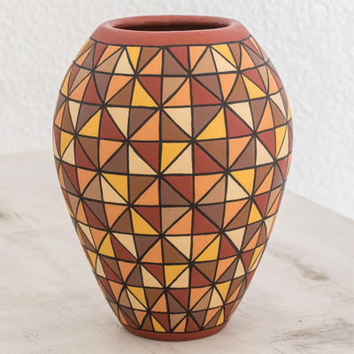 Keramische dekorative Vase, 'Magische Eleganz'. - Handgemalte erdfarbene Keramik-Dekorvase
