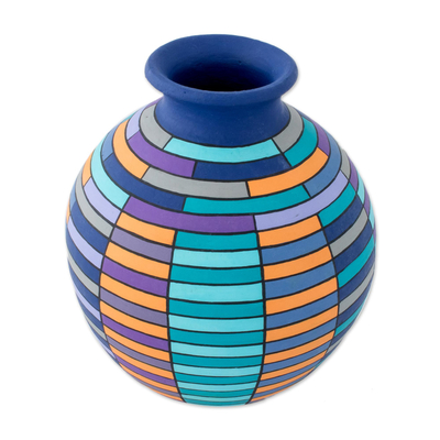 Keramische dekorative Vase, 'Farbe und Harmonie'. - Handgemalte rechteckige Keramik-Dekorvase mit Motiv