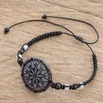 Glass beaded macrame pendant bracelet, 'Elegant Intricacy' - Black and White Glass Beaded Macrame Pendant Bracelet