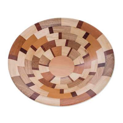 Servierschale aus Holz, „Fragment“ – Servierschale aus Palo Blanco- und Caoba-Holz aus Guatemala
