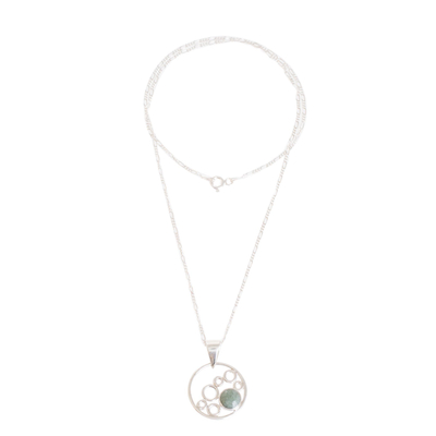 collar con colgante de jade - Collar con colgante de jade con motivo circular de Guatemala