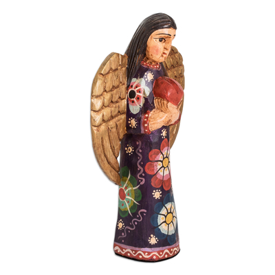 Escultura en madera, 'Confort y Amor' - Escultura floral de madera de pino de un ángel de Guatemala