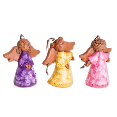 Keramische Ornamente, 'Drei farbige Engel' (3er-Satz) - Bunte keramische Engel-Ornamente aus El Salvador (Paar)