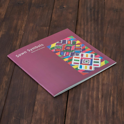 Buch, 'Gesäte Symbole' - Kulturelles Buch aus Guatemala zum Thema Textilien