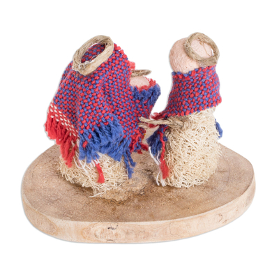 Natural fiber nativity sculpture, 'Lovely Family' - Natural Fiber Nativity Sculpture with Handwoven Cotton