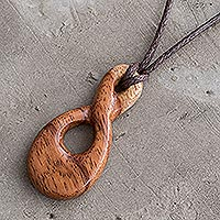 Wood pendant necklace, 'Cachimbo Infinity'