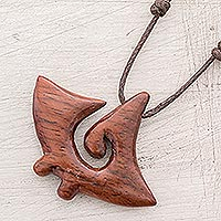 Wood pendant necklace, 'Estoraque Swirl Figure' - Swirl Pattern Estoraque Wood Pendant Necklace