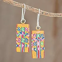 Pendientes colgantes de madera - Aretes colgantes de madera inspirados en Huipil de Guatemala