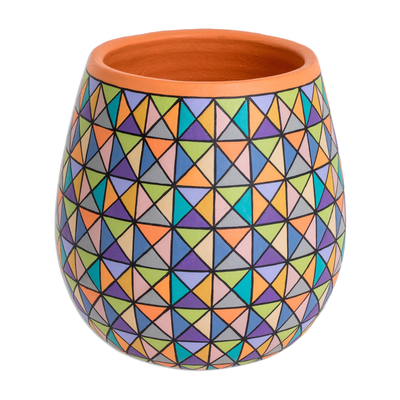 Jarrón decorativo de cerámica - Jarrón decorativo de triángulos pastel pintado a mano de Nicaragua