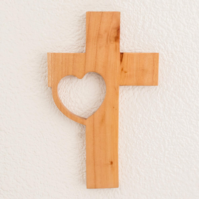 Cruz de pared de madera - Cruz de pared de madera con diseño de corazón de Guatemala