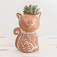 Terracotta flower pot, 'Kitty Cat Sits'