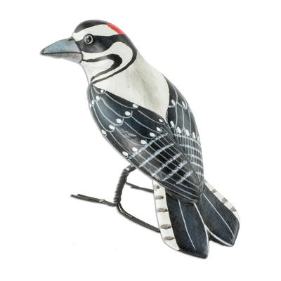 estatuilla de cerámica - Figura de pájaro carpintero peludo de cerámica artesanal de Guatemala
