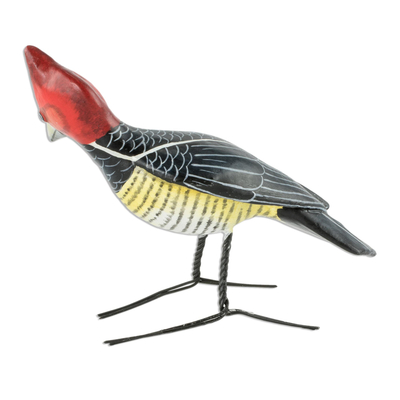 estatuilla de ceramica - Estatuilla de pájaro carpintero con casco de cerámica posable hecha a mano