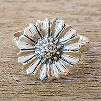 Anillo de cóctel de plata de ley - Bonito anillo de cóctel de plata de ley con margaritas y gerberas