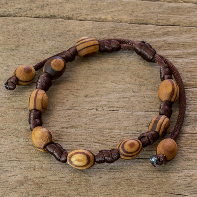 Armband aus Holzperlen - Handgefertigtes braunes Makramee-Armband mit Parota-Holzperlen