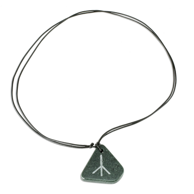 collar con colgante de jade - Collar con colgante de runa calcárea de jade verde oscuro