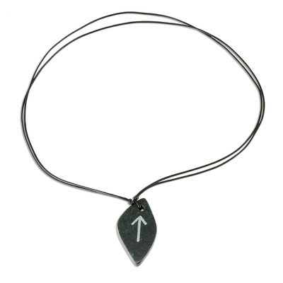 collar con colgante de jade - Collar con colgante de jade unisex con runa Tiwaz