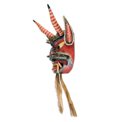 Máscara de madera - Máscara de Diablo Rojo de Madera de Pino y Fibra de Agave de Guatemala