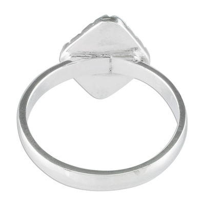 Jade-Cocktailring - Ring aus Sterlingsilber mit einem prinzessingrünen Jadediamanten