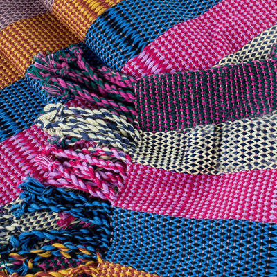 Chal de algodón - Colorido chal de algodón guatemalteco tejido a mano.