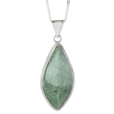 collar con colgante de jade - Collar con colgante de Jade Verde y Plata de Ley