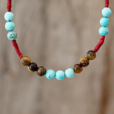 Perlenkette mit Tigerauge, 'Inspiration der Erde'. - Verstellbares Tigerauge und rekonstituierte Türkis-Halskette