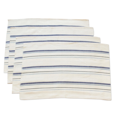 Manteles individuales de algodón, 'Individualista en azul' (juego de 4) - Manteles individuales de algodón en color marfil y azul (juego de 4)