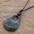 Jade-Anhänger-Halskette, „Gota de Lluvia“ – guatemaltekische natürliche dunkelgrüne Jade-Anhänger-Halskette