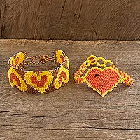 Perlenarmband-Freundschaftsarmbänder, „Herzen in Orange“ (Paar) – Gelbe und orange Herzperlen-Freundschaftsarmbänder (Paar)